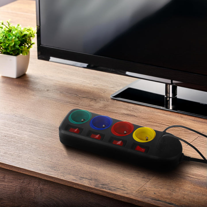 Napájacia lišta Maclean, predlžovací kábel so 4 zásuvkami + USB A/C, s prepínačmi, 250 VAC/10A, 1,5 m, čierna, MCE508 B