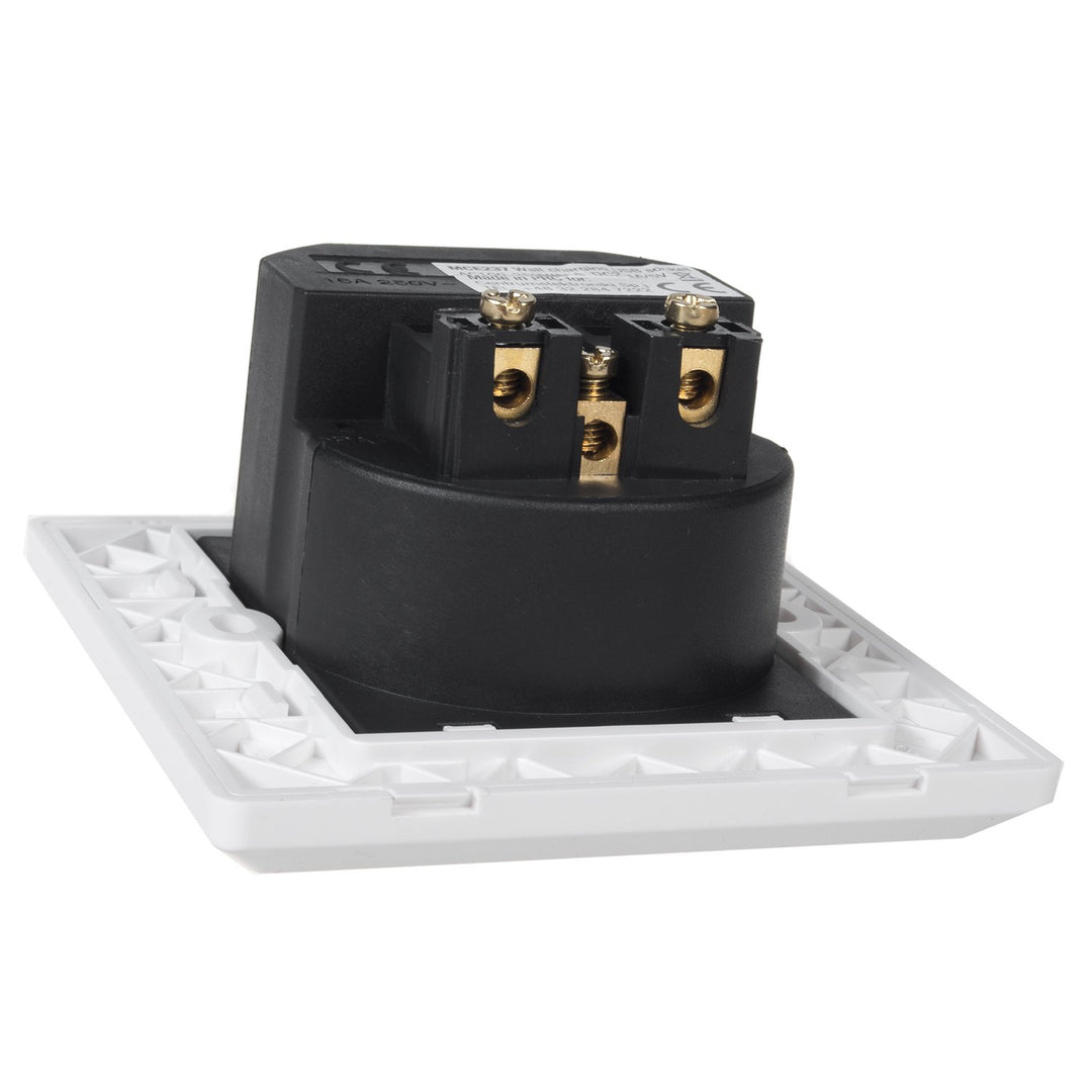 Zásuvka Schuko s 2x nabíjacími portami USB 2,4 A 2x nabíjacie zásuvky USB Bezpečnostná zástrčka Schuko ...