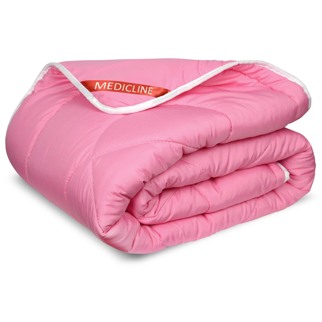 Prikrývka Medicline celoročná na spanie z mikrovlákna s niťou, silikónová výplň 200 g/m2 hypoalergénna (ružová, 200 x 220 cm)