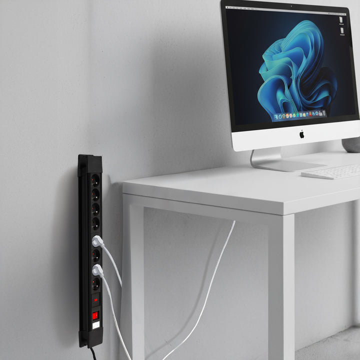 Napájací pásik 8 zásuviek osvetlený ochrana prepínačov pre deti Maclean MCE11