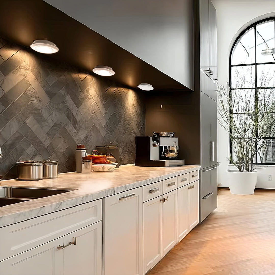 Maclean 6 LED svietidiel, sada s diaľkovým ovládaním, na batérie, 3xAA, MCE165