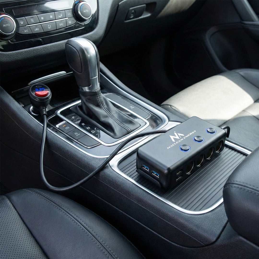 Rozdeľovač zásuviek zapaľovača, voltmeter, 3 zásuvky zapaľovača, 1xQuick Charge 3.0, 3xUSB 6,8A, 1x Power Delivery 18W, Maclean MCE218, Max 120W