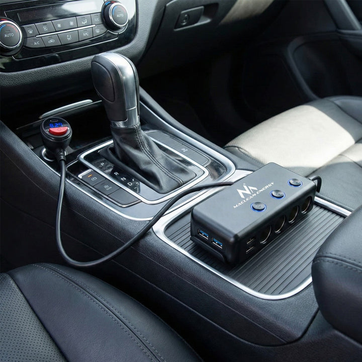 Rozdeľovač zásuviek zapaľovača, voltmeter, 3 zásuvky zapaľovača, 1xQuick Charge 3.0, 3xUSB 6,8A, 1x Power Delivery 18W, Maclean MCE218, Max 120W