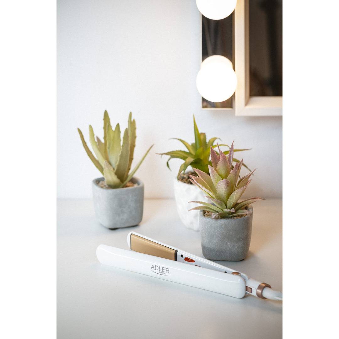 Žehlička na vlasy s keramickými platňami Adler AD 2317