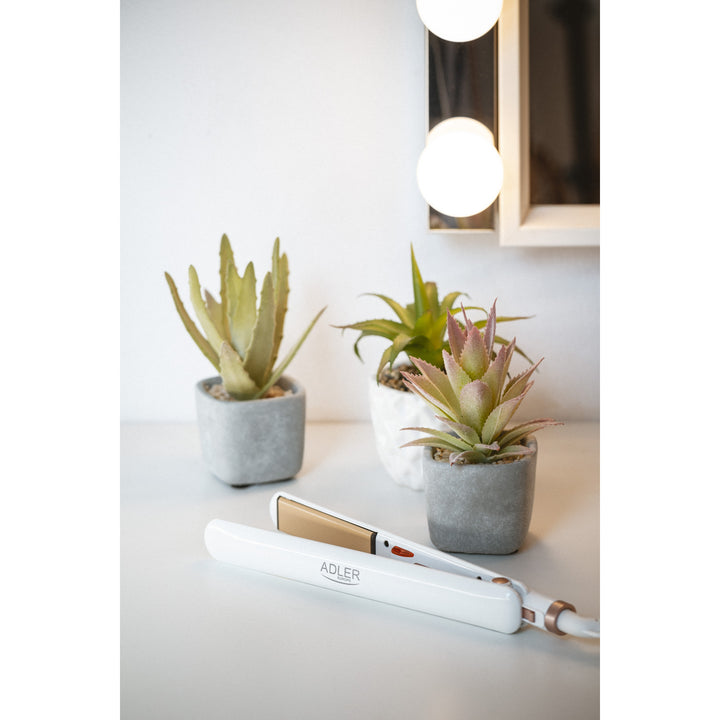 Žehlička na vlasy s keramickými platňami Adler AD 2317