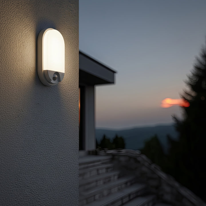 LED 15W infračervená lampa s detektorom pohybu IP54