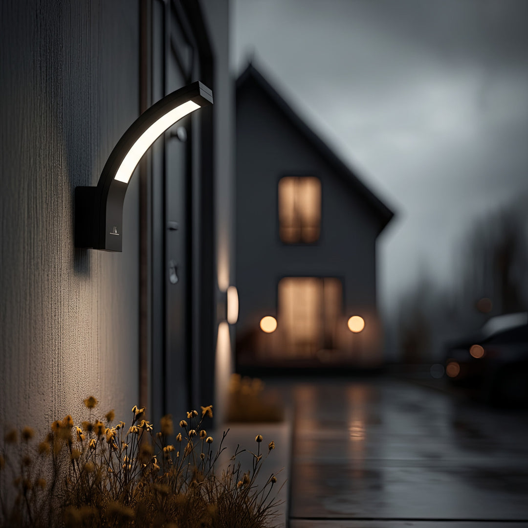 LED fasádne svetlo MCE343 B 800lm 10W IP54 Maclean Energy čierna, prírodná biela (4000K)