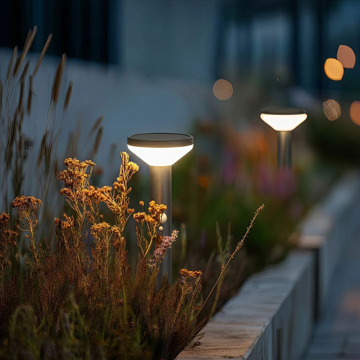Solární LED zapichovací lampa s pohybovým senzorem MCE465 B