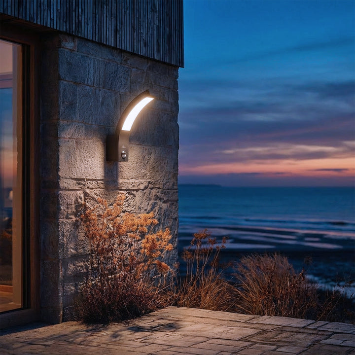 LED SVIETIDLO SO SÚMRAKOVÝM SENZOROM POHYBU 10W IP54