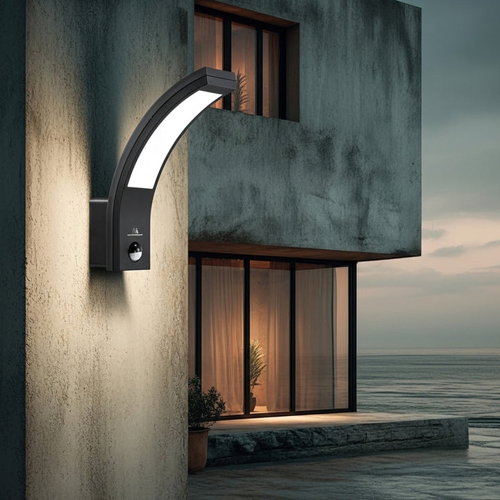 LED SVIETIDLO SO SÚMRAKOVÝM SENZOROM POHYBU 10W IP54