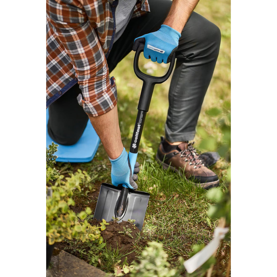 Cellfast krátka lopata, na prácu v tvrdej pôde, dĺžka 78 cm, bórová oceľ, CELLPRO