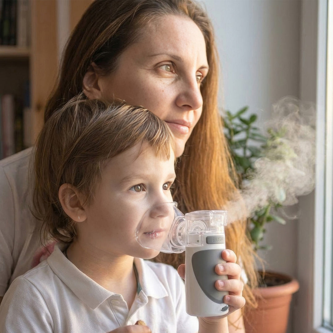 Prenosný inhalátor pre deti a dospelých Tichý inhalátor Nebuliser Dve masky Náustok Nebuliser Set USB Dobíjateľný Kompaktný