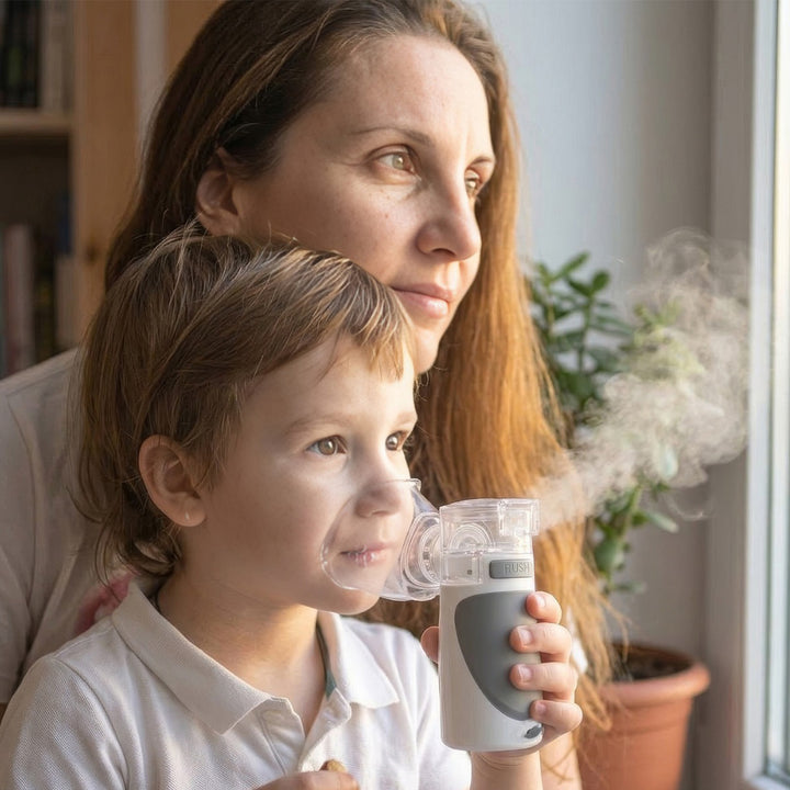Prenosný inhalátor pre deti a dospelých Tichý inhalátor Nebuliser Dve masky Náustok Nebuliser Set USB Dobíjateľný Kompaktný