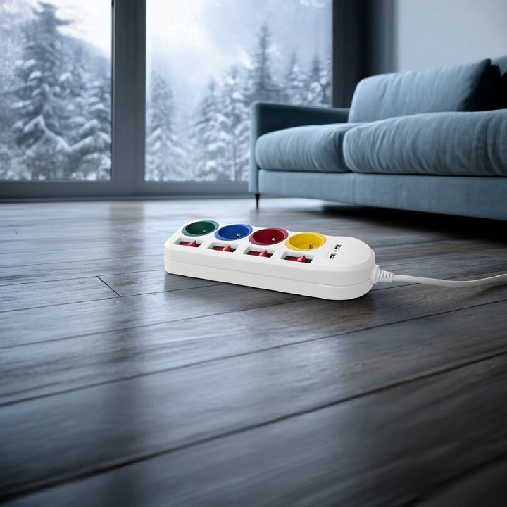 Napájacia lišta Maclean, 4-zásuvkový predlžovací kábel + 2xUSB, s prepínačmi, 250 VAC/10A, 2,1 A 5 V, 1,5 m, biela, MCE229 W