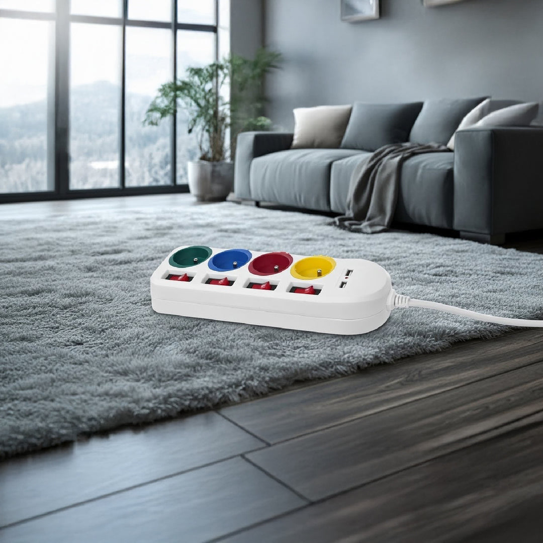 Napájacia lišta Maclean, 4-zásuvkový predlžovací kábel + 2xUSB, s prepínačmi, 250 VAC/10A, 2,1 A 5 V, 1,5 m, biela, MCE229 W