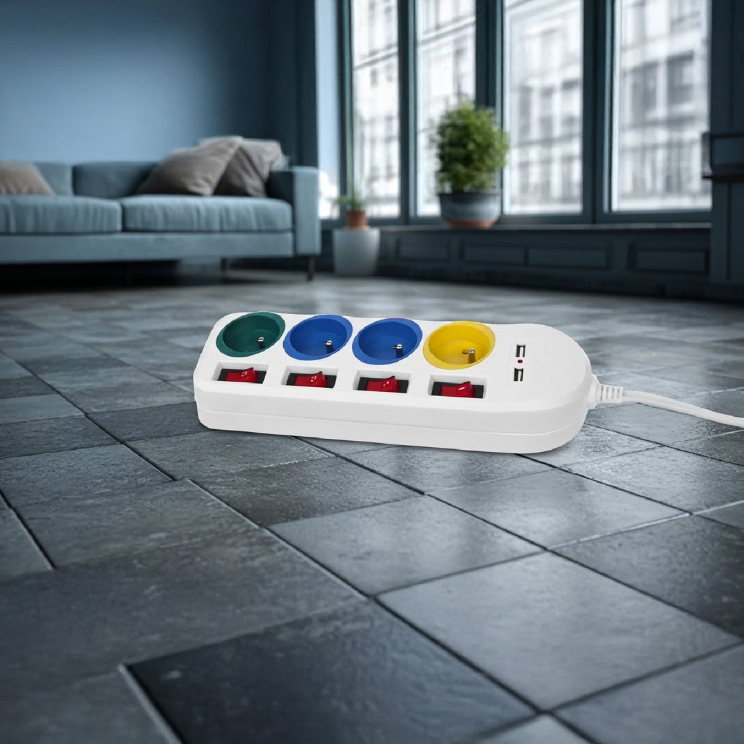 Napájacia lišta Maclean, 4-zásuvkový predlžovací kábel + 2xUSB, s prepínačmi, 250 VAC/10A, 2,1 A 5 V, 1,5 m, biela, MCE229 W