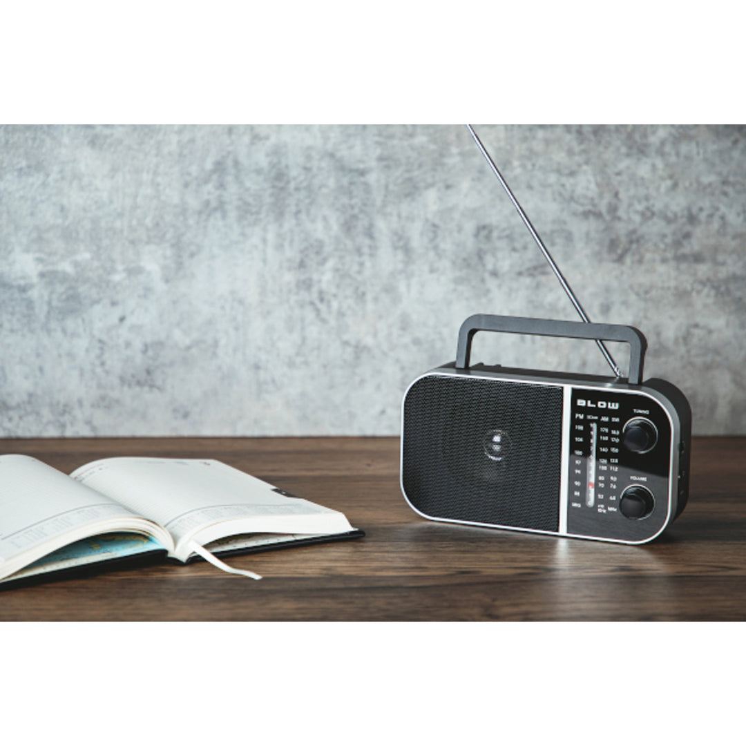 Prenosné analógové rádio AM/FM RA6 napájané z batérie a siete Blow