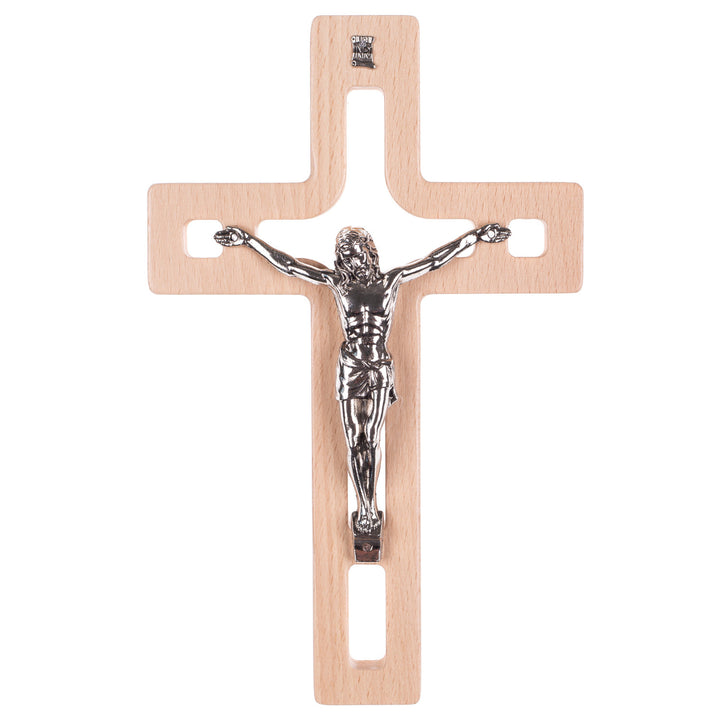 Drevený závesný kríž moderný s pasionom prírodný 18x12x1,4 cm