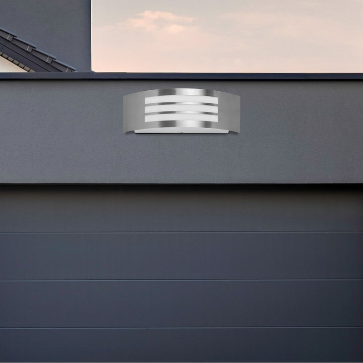 Vonkajšie nástenné svietidlo Rabalux roma 8410 - farba saténový chróm