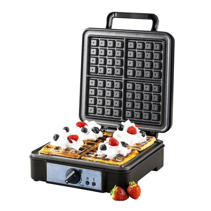 Vaflovač Adler, na 4 vafle, regulácia teploty, 1800 W, AD 3049