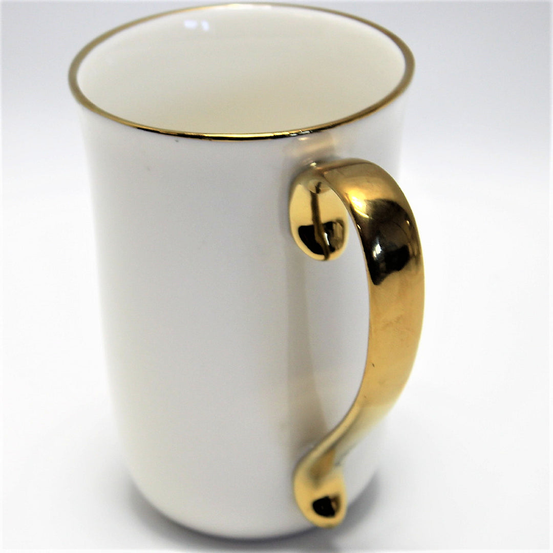 Veľký porcelánový hrnček na kávu 400ml Queen Isabell W23GD59-06426
