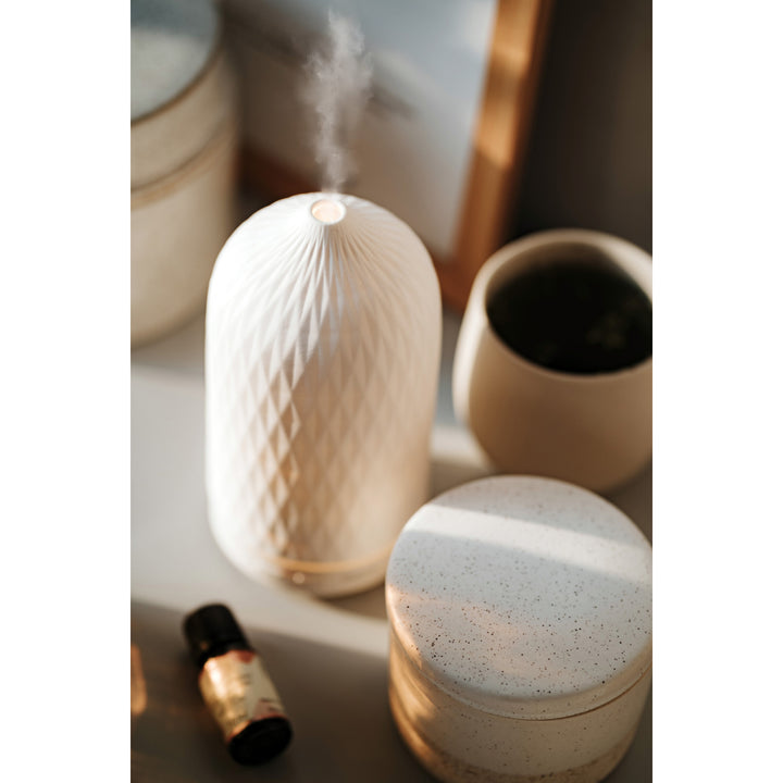 Camry CR 7970 Ultrazvukový keramický difúzor vône, 100 ml, náladové osvetlenie