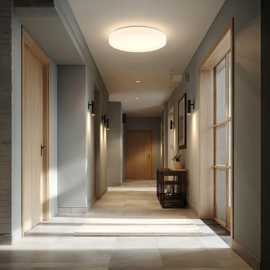 Stropná LED lampa so senzorom Maclean, mikrovlnný senzor 5,8 GHz, 4000K, 12 W, 950 lm, IP44, MCE347