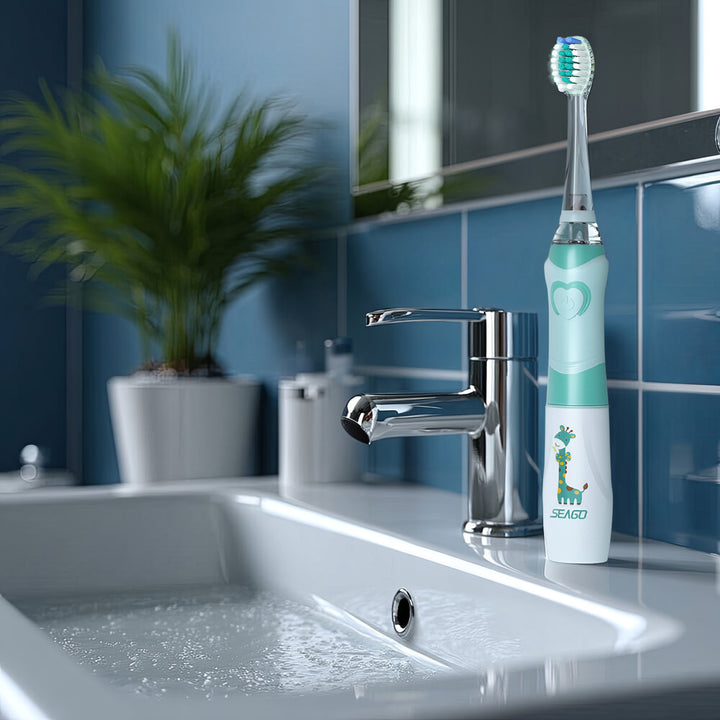 Detská sonická zubná kefka SEAGO, farba zelená, 1xAA 1,5V (nie je súčasťou balenia), 3 koncovky, SG-977 Green