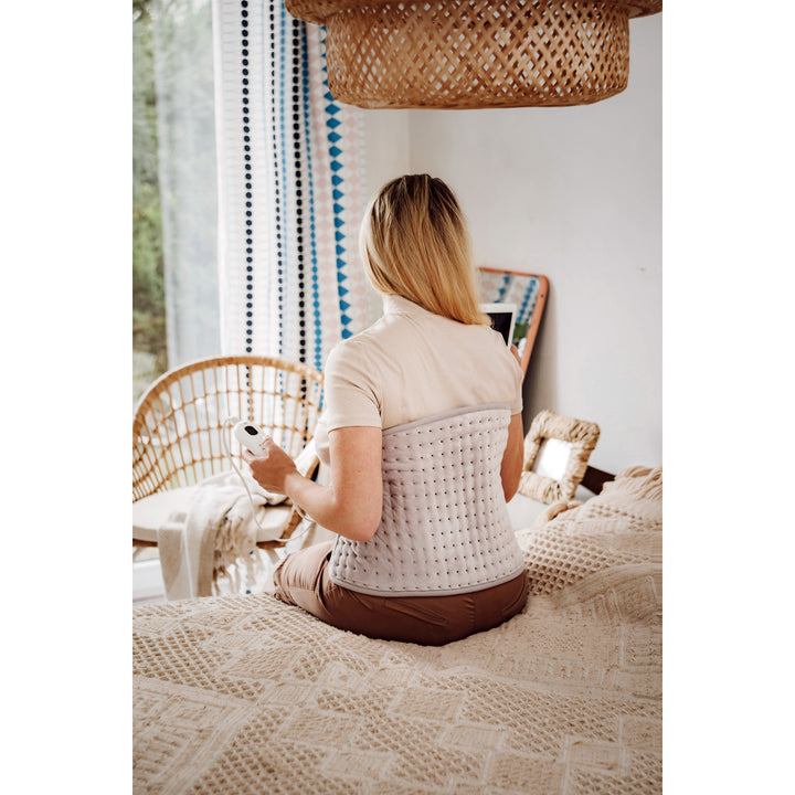 Vyhrievací bedrový pás Adler, 4 nastavenia teploty, výkon 100 W, diaľkové ovládanie LCD, AD 7437