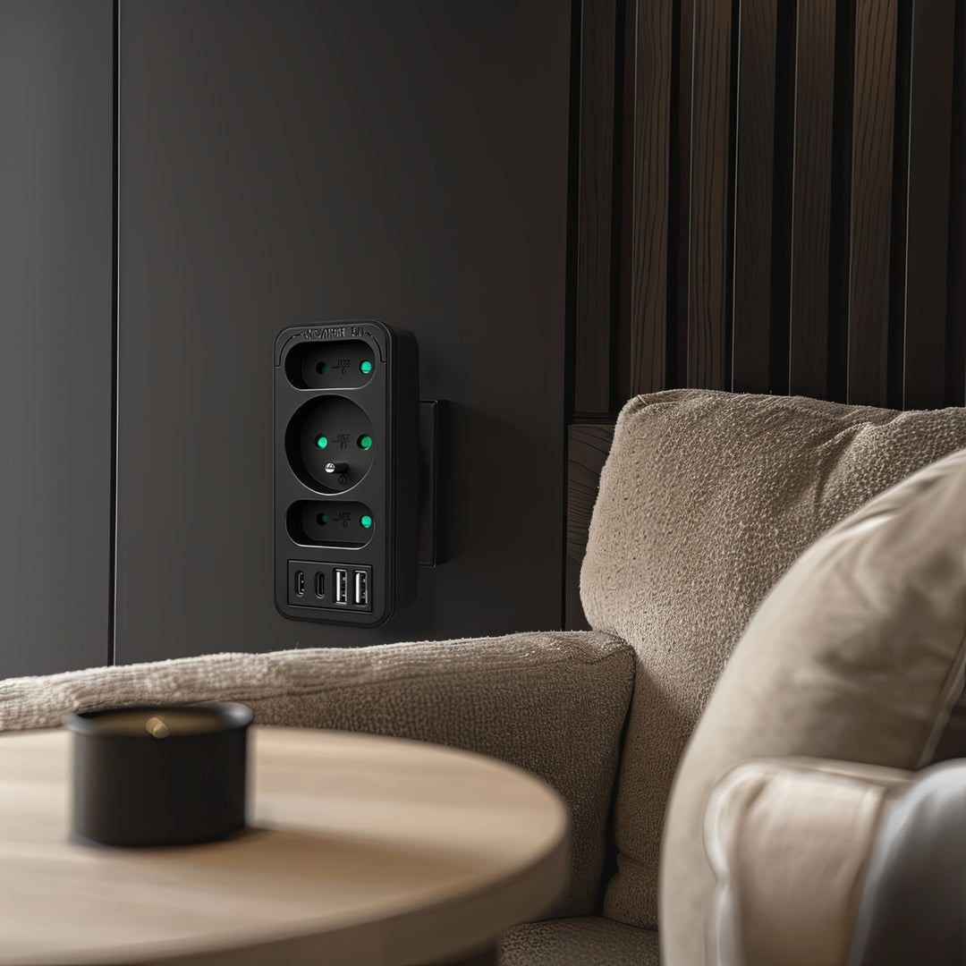 Prúdová zásuvka x3 + 4xUSB Maclean, 3-zásuvkový rozdeľovač, 2xUSB A, 2xUSB C PD 20W, 1x16A + 2x6A, MCE248 F/B