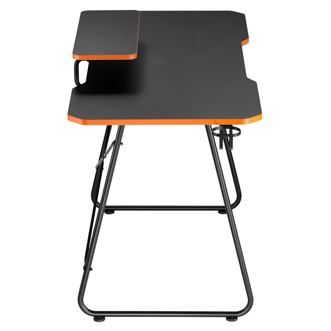 Herný stôl s policou na monitor NanoRS, max. 50 kg, výška 850 mm, čierny, RS170+Rozvádzač káblov / mriežka na stôl Nano RS, 1345 mm, čierna a červená, RS125