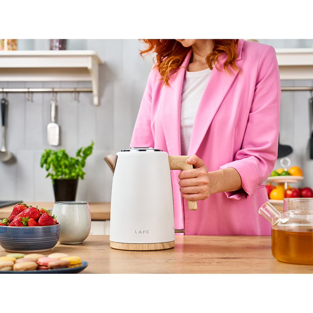 Rýchlovarná kanvica Lafe Scandi 2200W 1,7l biela