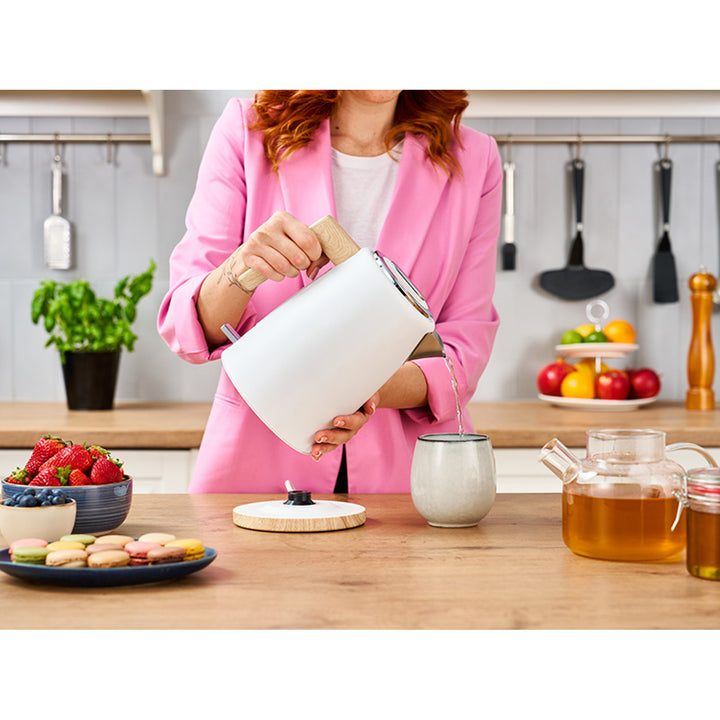 Rýchlovarná kanvica Lafe Scandi 2200W 1,7l biela