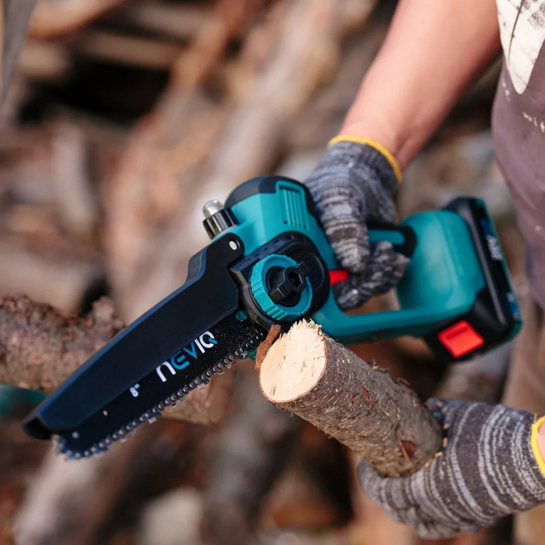 Akumulátorová reťazová píla NEVIQ, 8'' lišta, 500 W, bezkartáčový motor, LX8303