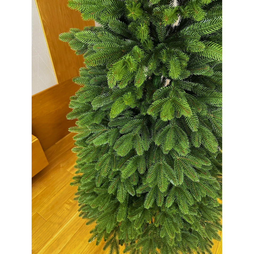 Umelý vianočný stromček, stĺpovitý smrek, PE vetvy, výška 210 cm