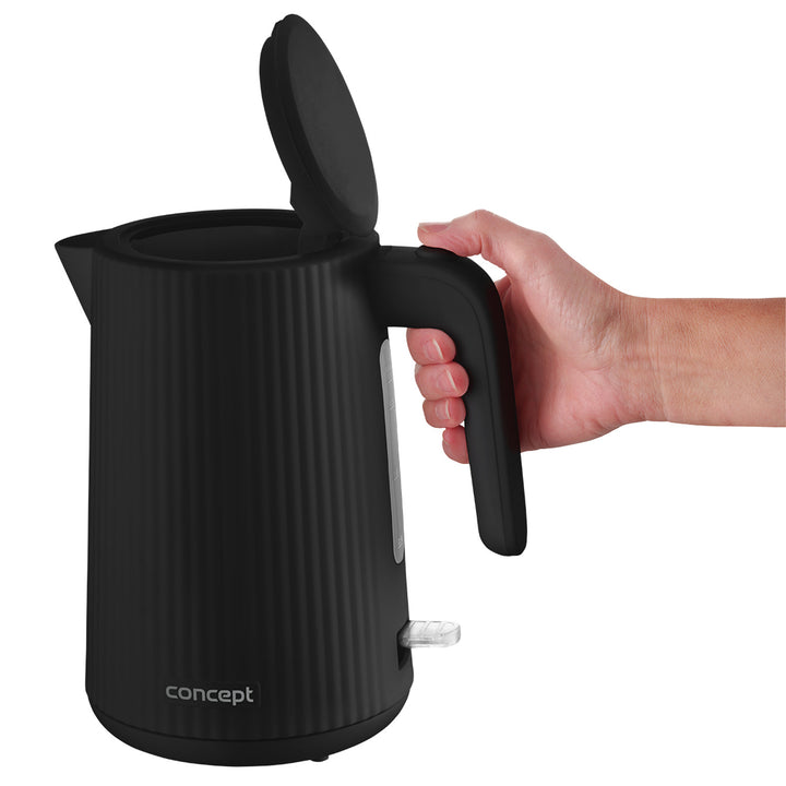 Plastová rýchlovarná kanvica Concept, 1,7 l, drážkovaný dizajn, trojitý bezpečnostný systém, sedimentačný filter, ukazovateľ hladiny vody, čierna, RK2391