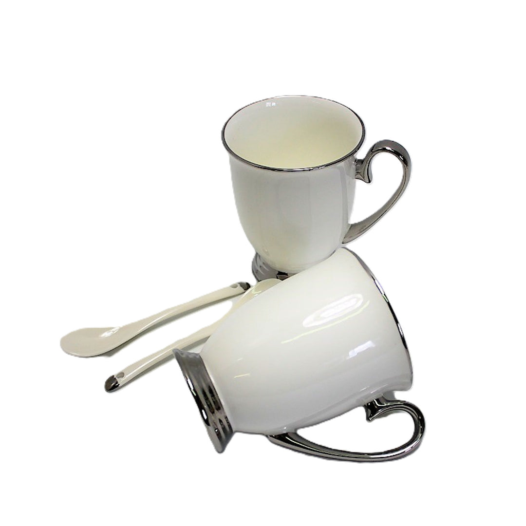 Biele hrnčeky 2ks Chrómové rúčky, čajové lyžičky, porcelán, Elegant, Queen Isabel