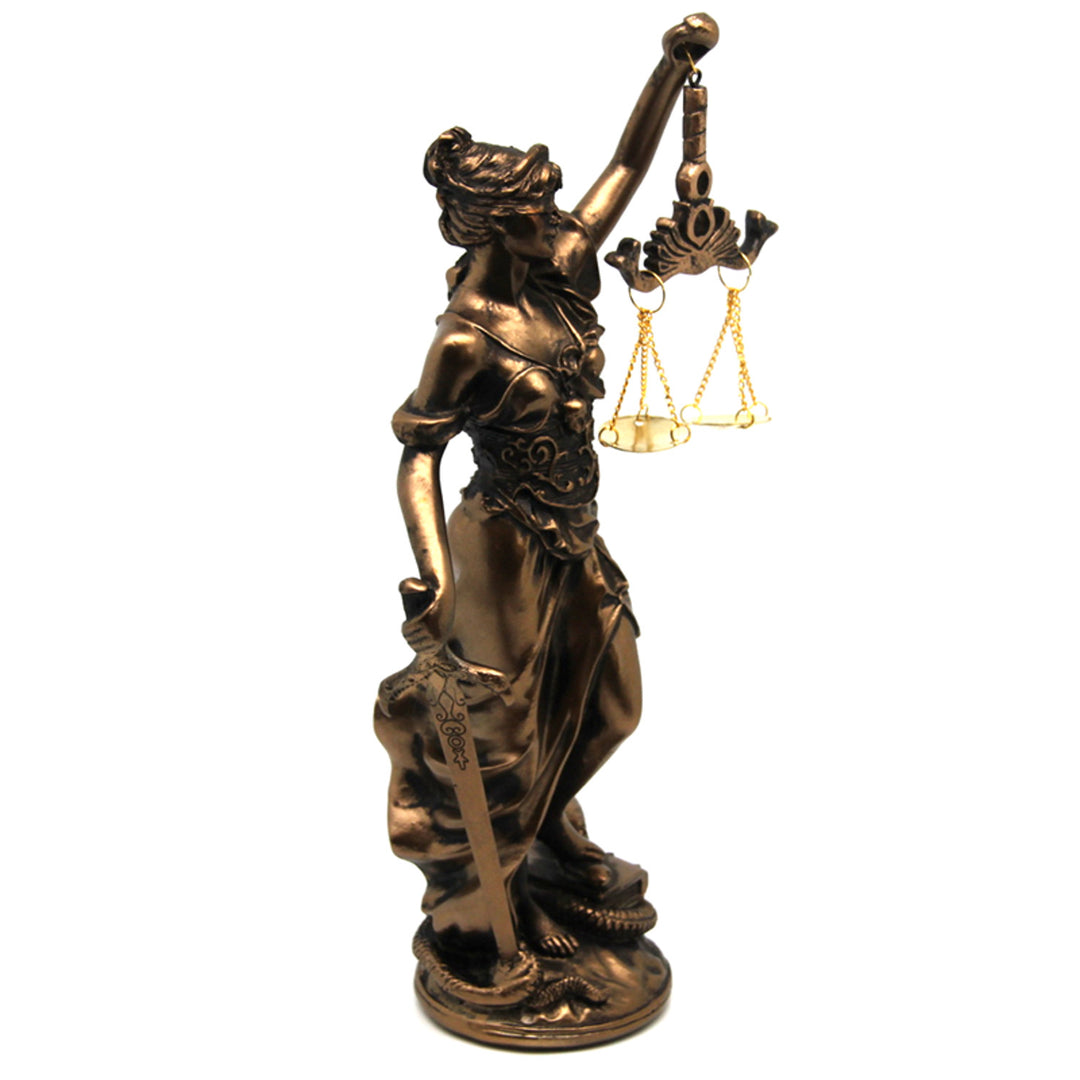 Figúrka Temidy s váhou a mečom, bronzová právnická plastika, kráľovná Isabel