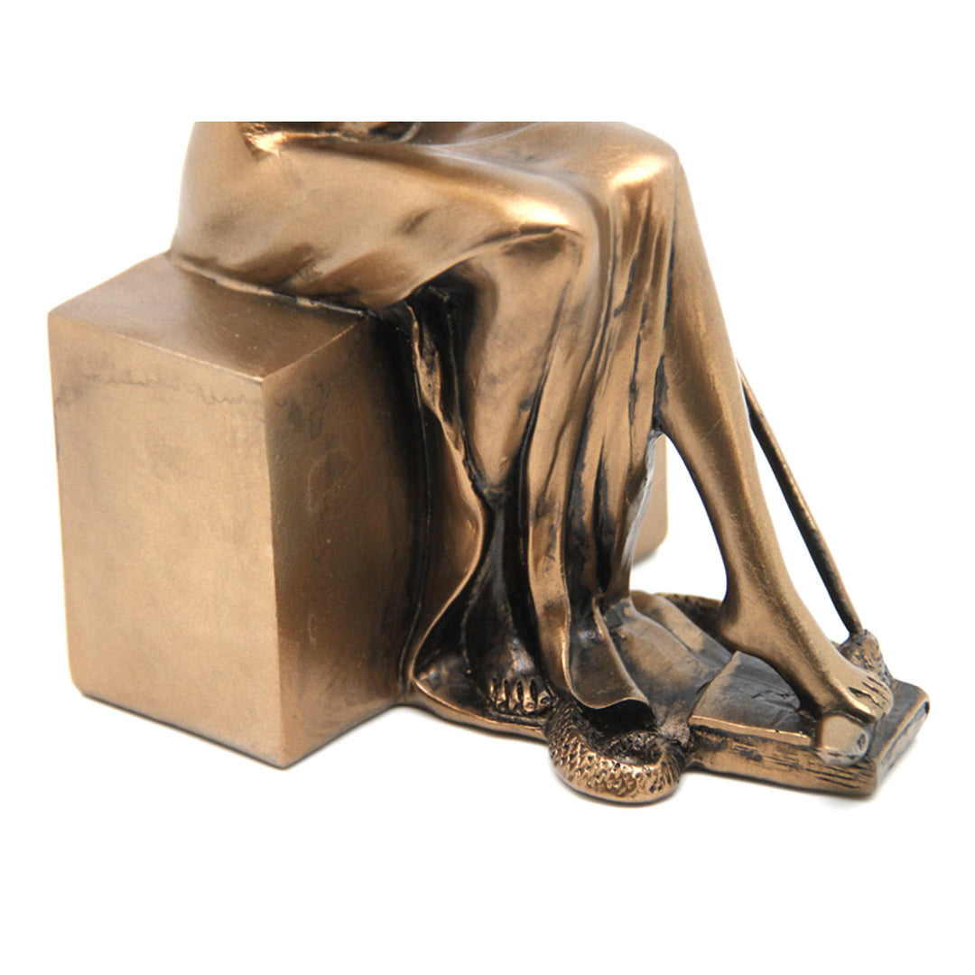 Figúrky Themis s váhami a mečom, opierky na knihy, kráľovná Izabela, 2 kusy