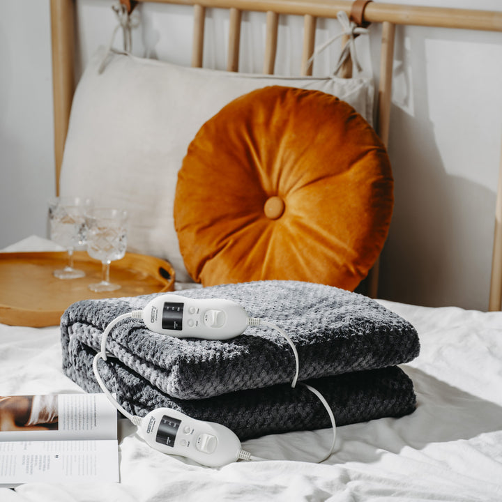 Elektrická deka Camry, pre 2 osoby, rozmery 150x160cm, 8 stupňov vyhrievania, výkon 2 x 60W, sivá, CR 7417