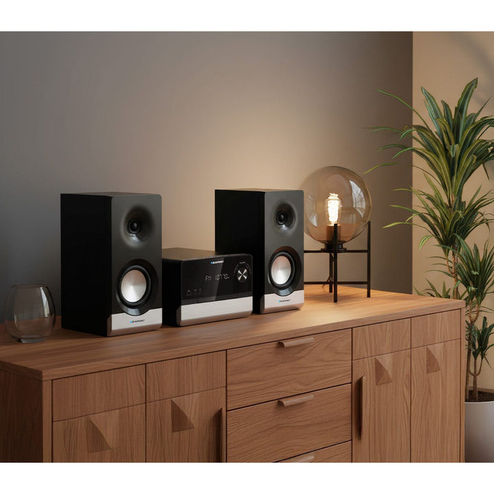 Blaupunkt Mikrofón, CD, USB, FM rádio, Bluetooth, diaľkové ovládanie, hodiny s funkciou budíka, MS40.2BT