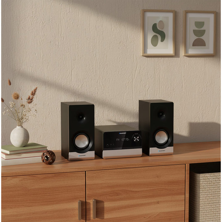 Blaupunkt Mikrofón, CD, USB, FM rádio, Bluetooth, diaľkové ovládanie, hodiny s funkciou budíka, MS40.2BT