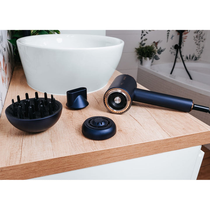 Koncepcia Fén ProfiCare, motor BLDC, magnetické nástavce, funkcia Oil Therapy, detský režim, funkcia Cold Mode, VV8100