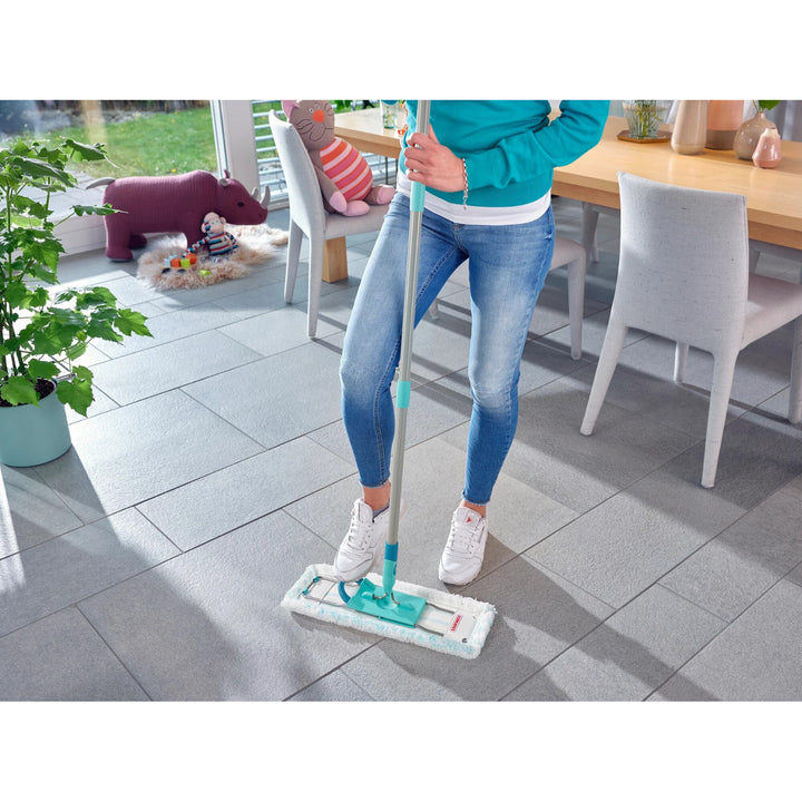 Sada Profi Leifheit, mop a vedro na kolieskach, vyžmýkanie nohou, jednoduché vyprázdňovanie, objem 8 l, nástavec Micro duo, 55096