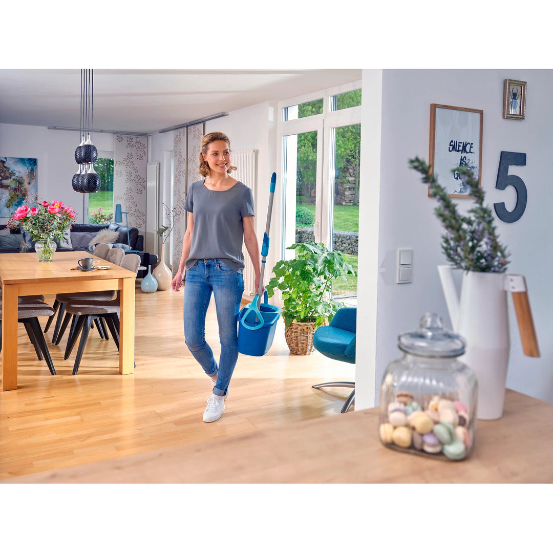 Sada Clean Twist Leifheit, rotačný mop a vedro, nastaviteľná dĺžka rukoväte, objem vedra 6 l, nástavec Micro duo, 52101
