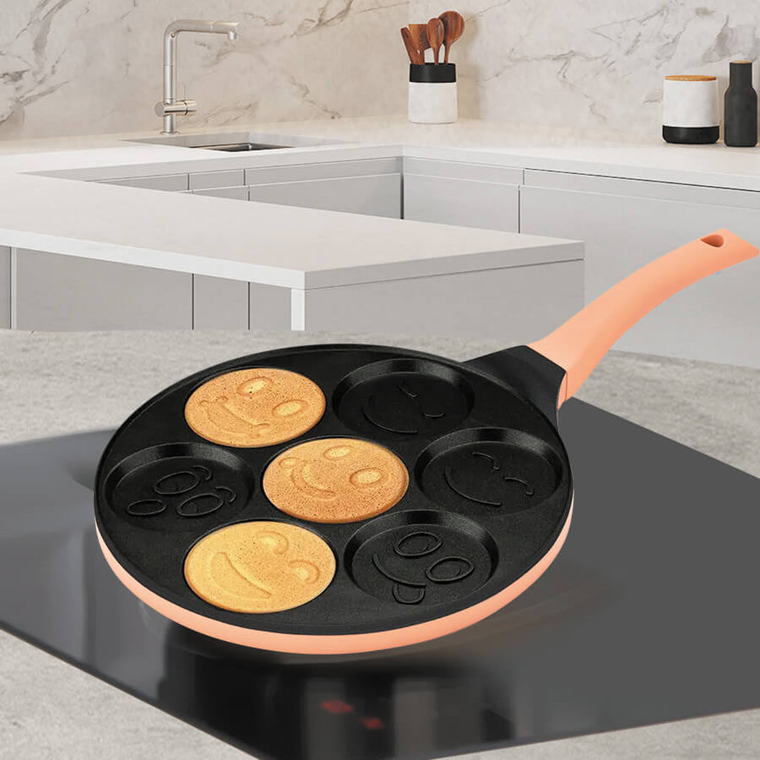 Panvica na palacinky Maestro, vzor s emotikami, priemer 26 cm, nepriľnavý povrch, silikónová rukoväť, vhodná na všetky typy sporákov, MR-1222-B