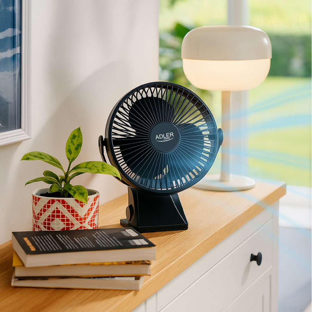 Stolný ventilátor s klipom, na batériu, 15,5 cm, otočný o 360°, USB-C, Adler