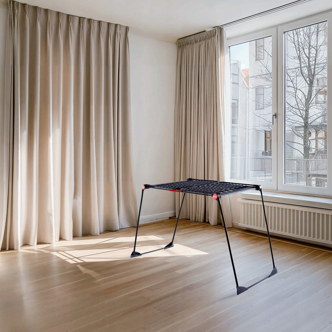 Sušiak na bielizeň Vileda Infinity Flex Ultimate, čierny, sušiaca plocha až 30 m, rozťahovateľný, zvýšený rám, držiaky na bielizeň, vstavané kolieska, 179620