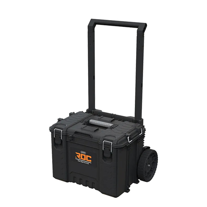 Sada 3 náradových debien Keter ROC Pro Gear 2.0, celkový objem 110 l, stupeň ochrany IP65, odnímateľná teleskopická rukoväť, možnosť uzamknutia visiacim zámkom, 256982