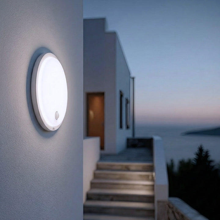 LED svietidlo s pohybovým senzorom Maclean, senzor PIR, biela farba, 10 W, IP65, 1000 lm, neutrálna farba svetla, MCE525 W, 2 ks